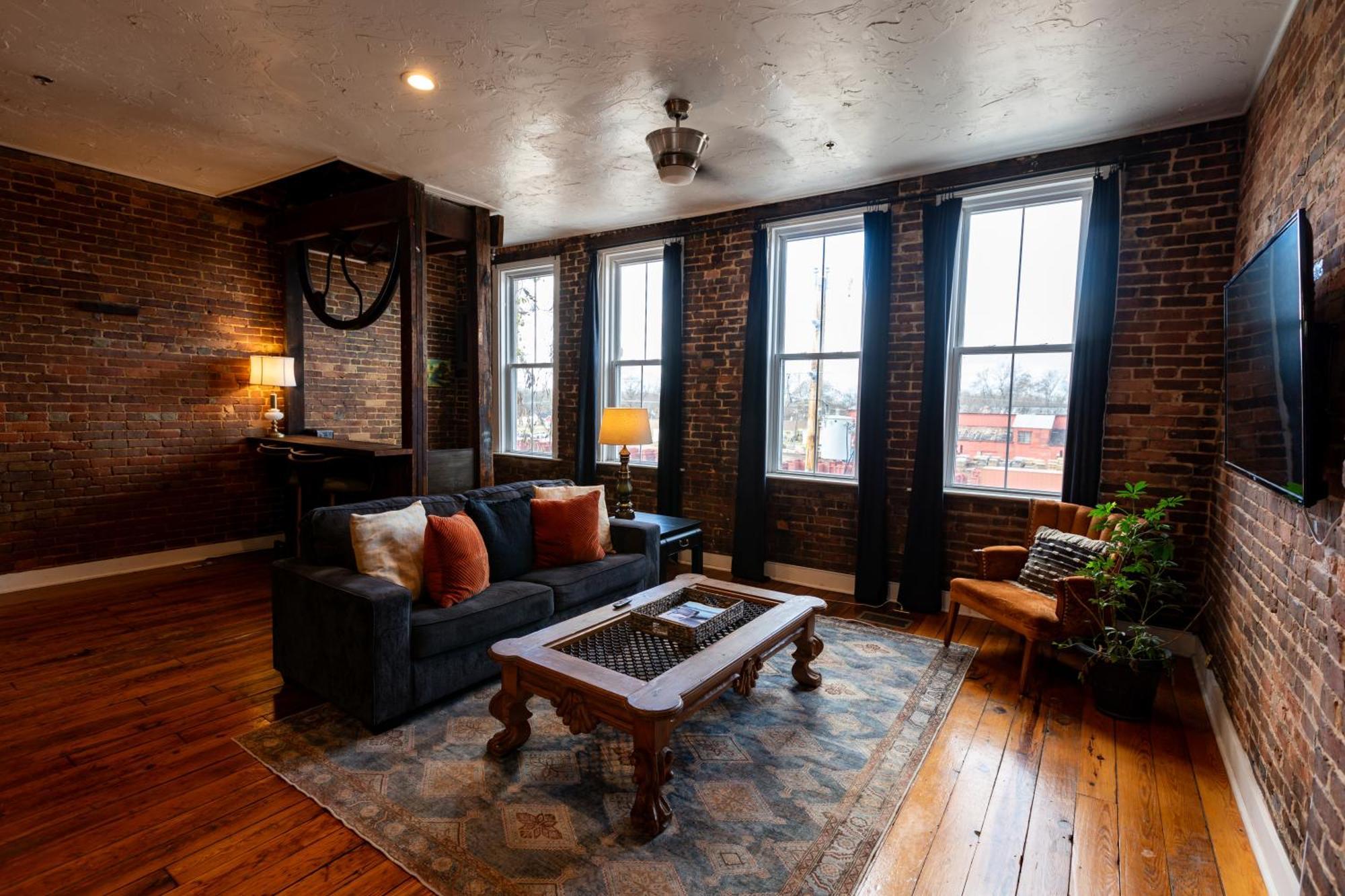 The Two Story Loft Springfield